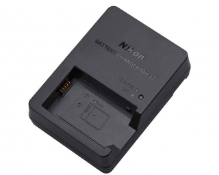 Nikon MH-32 Carica Batteria EU per EN-EL25