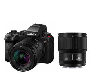 Panasonic Lumix S5 II 20-60mm F/3.5-5.6 +50mm 1,8
