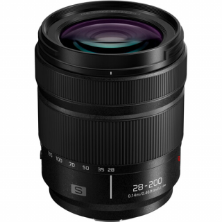 Panasonic Lumix S 28-200mm F4-7.1