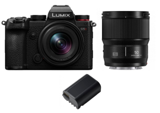 Panasonic Lumix S5D + S 18-40mm F4.5-6.3 + 50mm f/1,8 + Batt. BLK22
