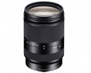 Sony SEL 18-200mm f/3.5-6.3 OSS E-Mount -Noleggio