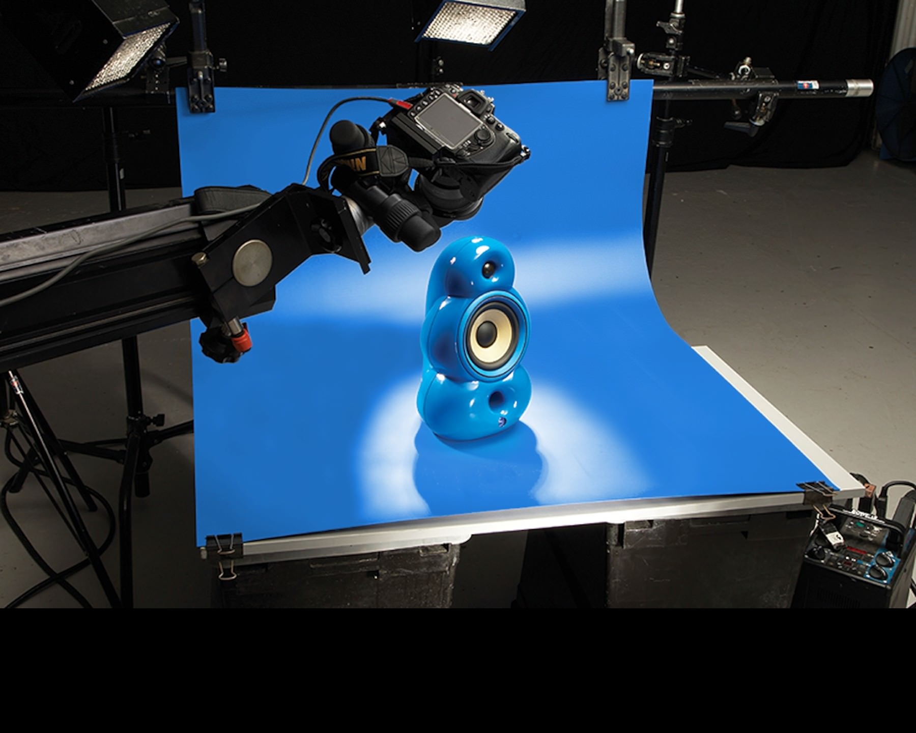 Colorama Colormatt PVC Background 100 x 130cm Electric