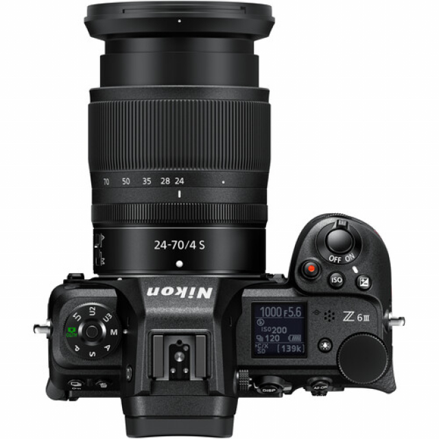 Nikon Nikon Z6 III + Z 24-70mm f/4 S + SDXC 128GB