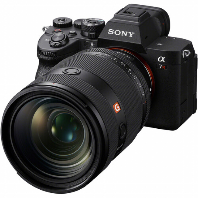 Sony Sony 28-70mm f 2.0 GM