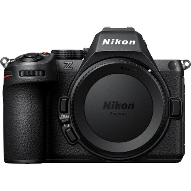 Nikon Nikon Z5 II Body + SD 128gb - Gar. Nital - Noleggio