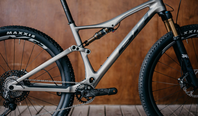 Bh bikes BH Bikes - LYNX RACE 6.0 XT 12V MX RHYTHM - Moyen - DX602 SYS