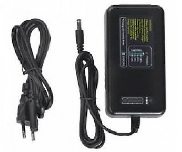 Quadralite Quadralite - Atlas PowerPack Charger