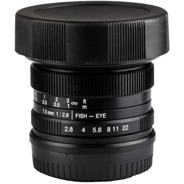 7artisan 7artisans 7.5 mm f/2.8 per Micro 4/3