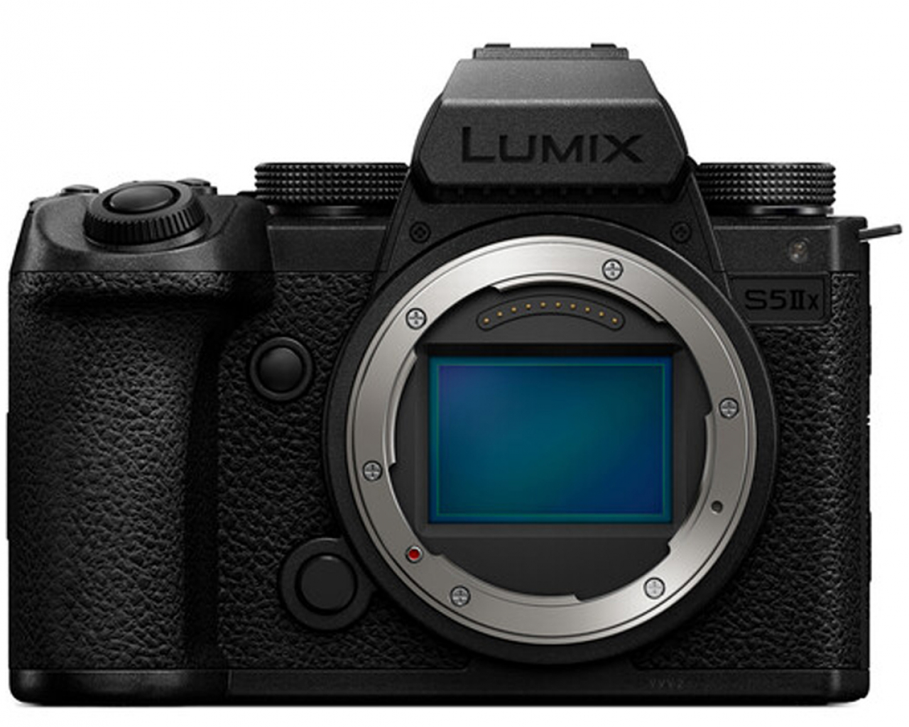 Panasonic lumix Panasonic Lumix S5  II X body Demo