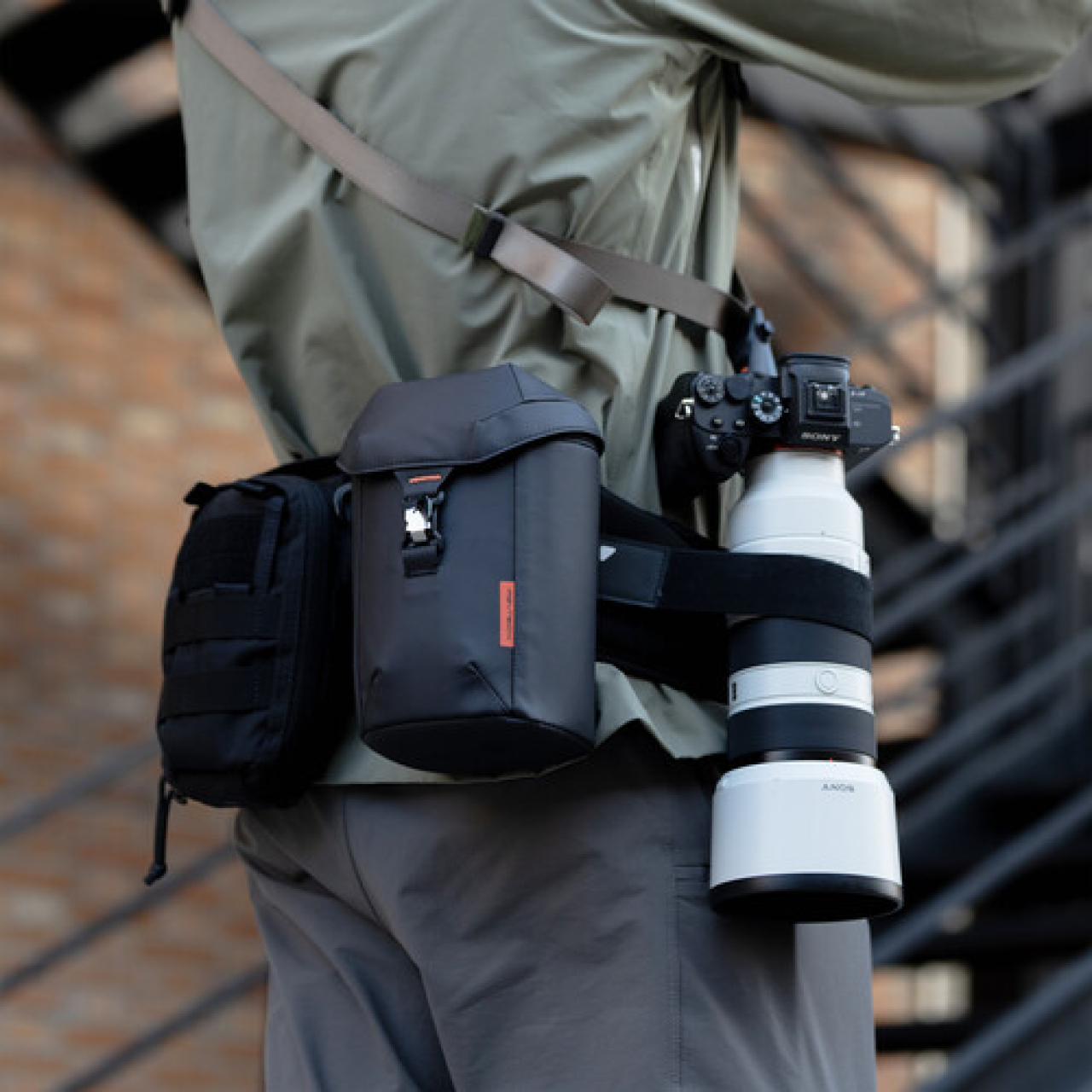 Pgytech Pgytech CB-584 OneMo Photography Waist Belt (Dark Night Camo)