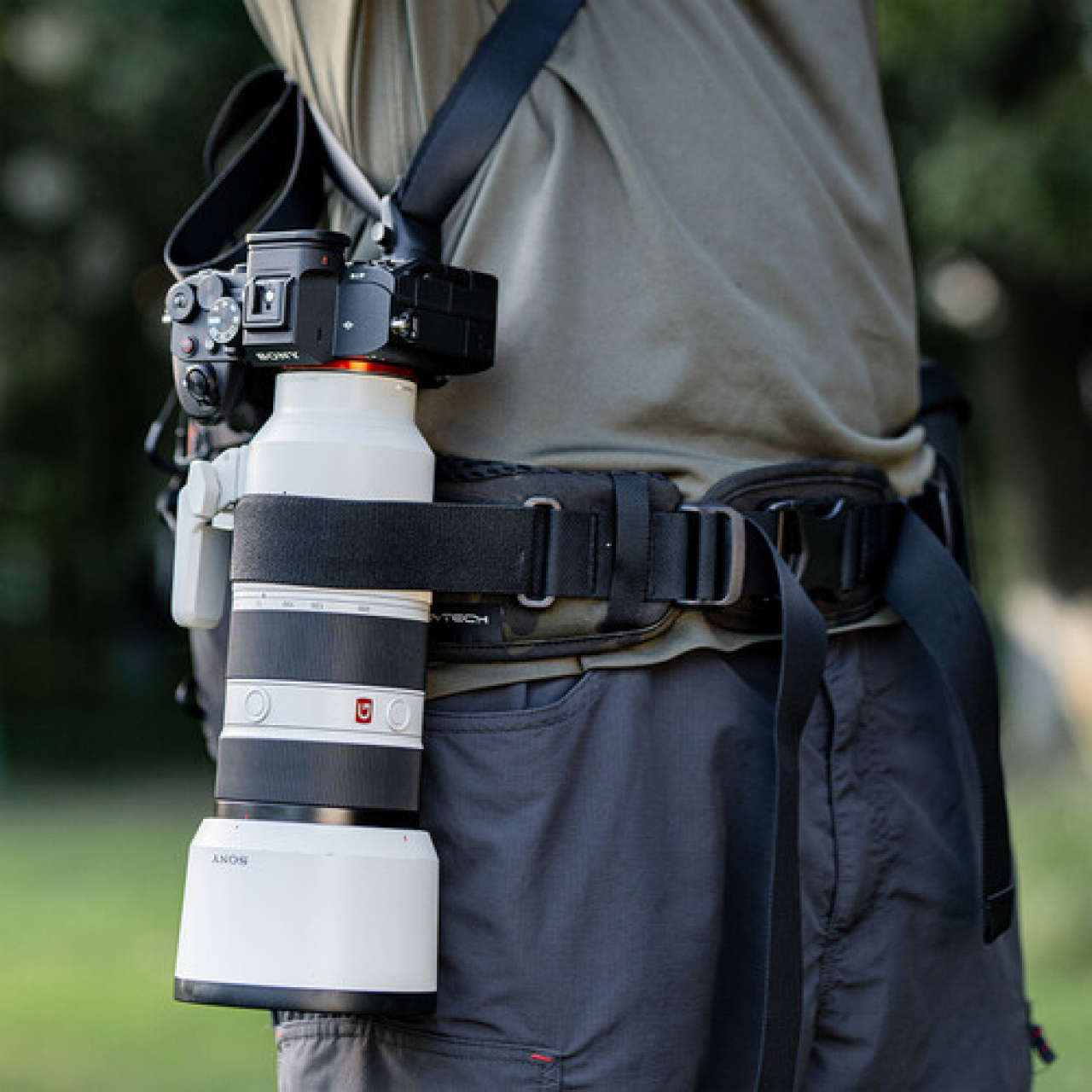 Pgytech Pgytech CB-584 OneMo Photography Waist Belt (Dark Night Camo)