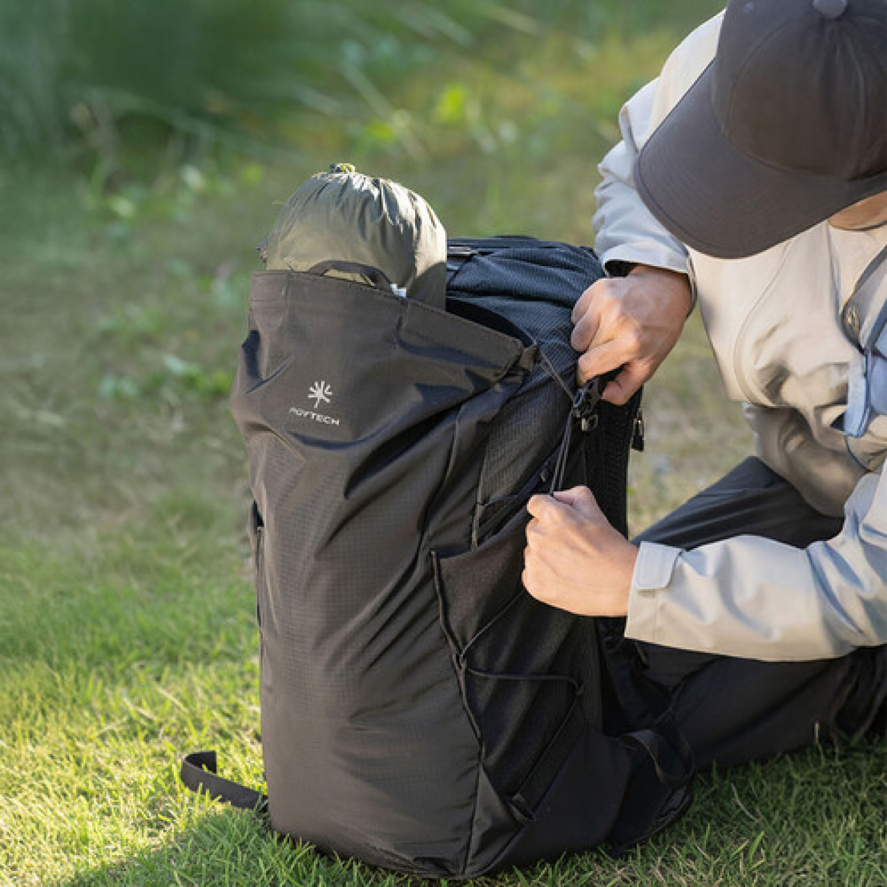 Pgytech Pgytech OnePro Ultralight Camera Backpack (Space Black, 30L)