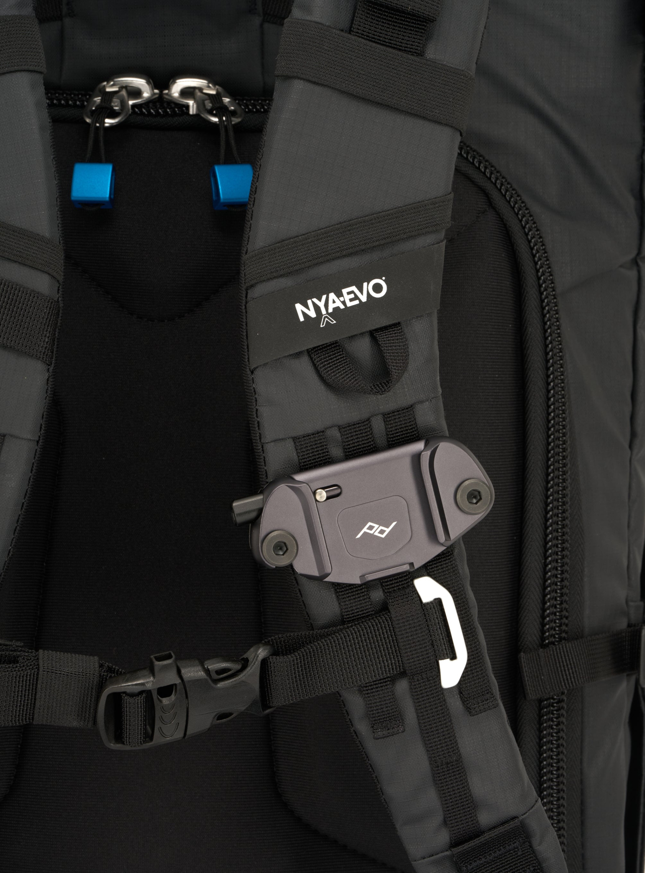Nya-evo NYA-EVO - Fjord 60-C Econyl G4 Adventure camera backpack Graphite Black