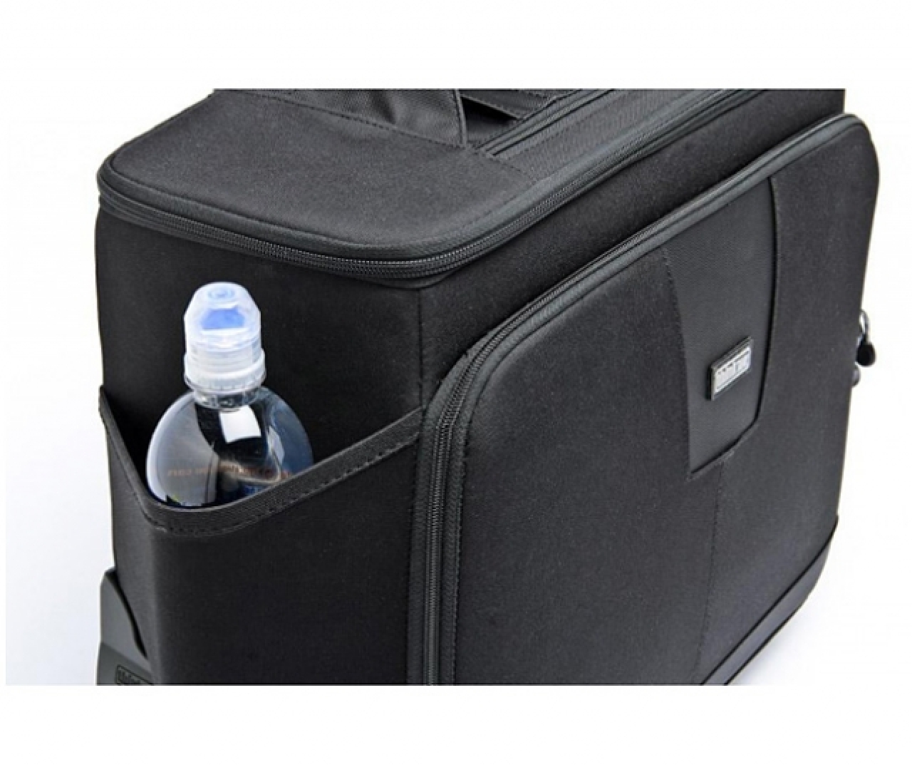 Think tank Think Tank Photo - Airport Navigator