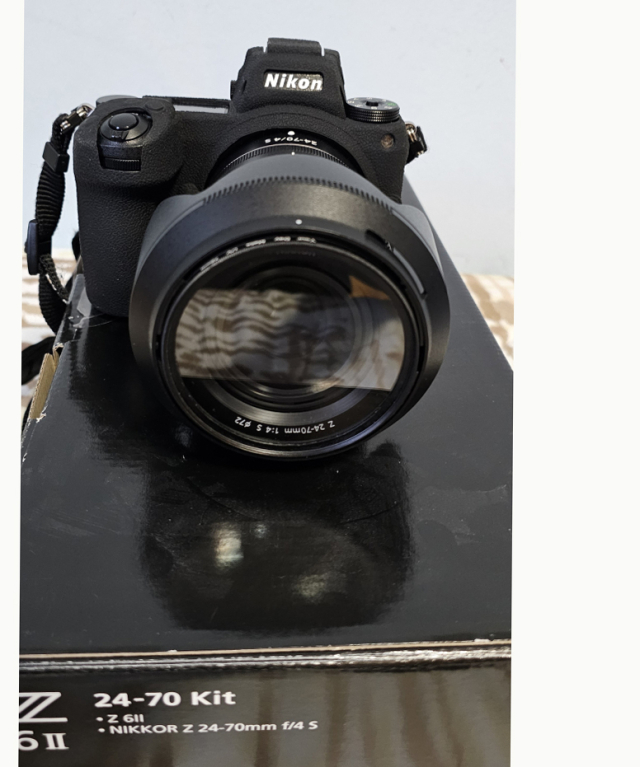 Nikon Nikon Z6 II + Z 24-70mm f/4 S - Garanzia Nital